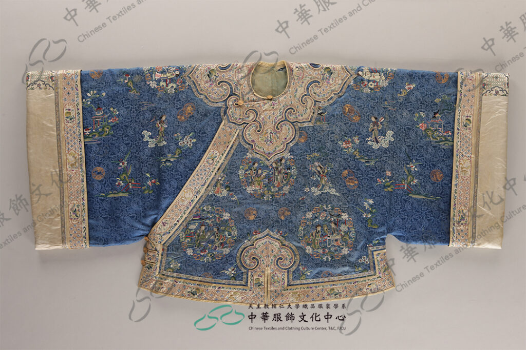 藍緞地人物團花刺繡大襟褂